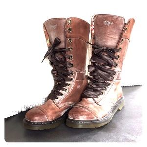 Dr. Martens Triumph 1914 Boot - Dark Brown